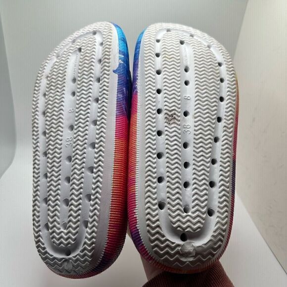 CUSHIONAIRE Women's Cloud Recovery Slide Sandals with +Comfort 8 TIE DYE - Picture 5 of 7